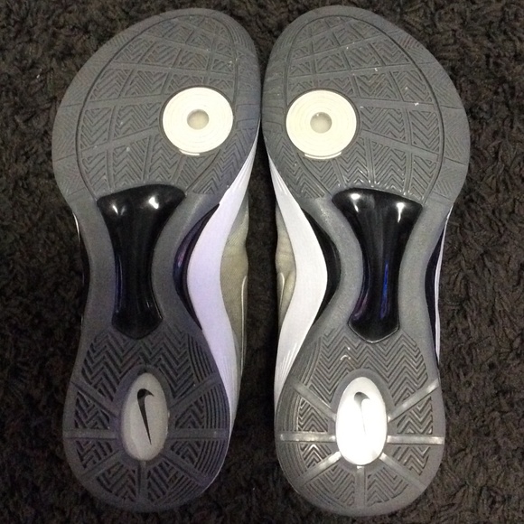 Nike Women’s Size 8 Volley Zoom Hyperspike Pure Platinum/Cool Grey/White - Picture 9 of 12